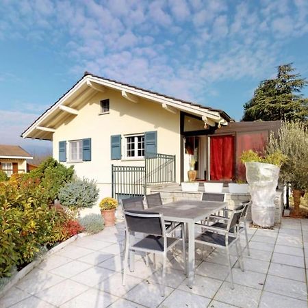 Cheerful Villa With Fireplace, Bath-Tub And Garden Noville Eksteriør billede